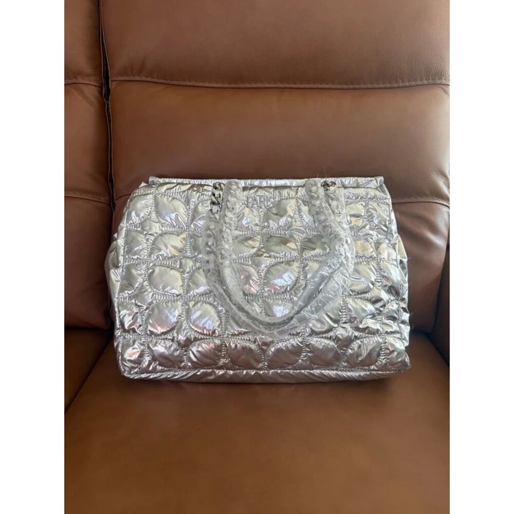 Paris Hilton Carson Quilted Puffer Tote Bag, new